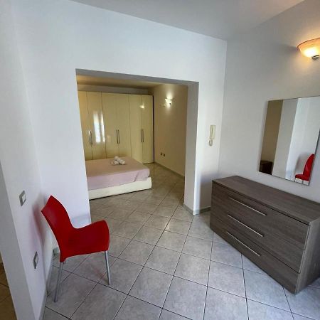 Casa Camere Pistis Assemini Bagian luar foto