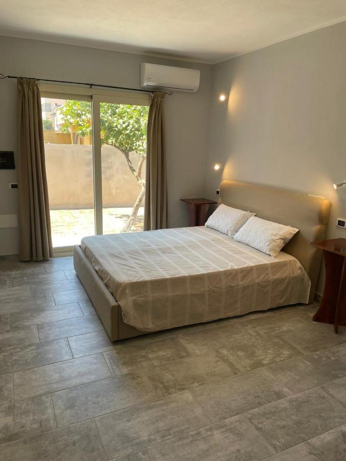 Casa Camere Pistis Assemini Bagian luar foto