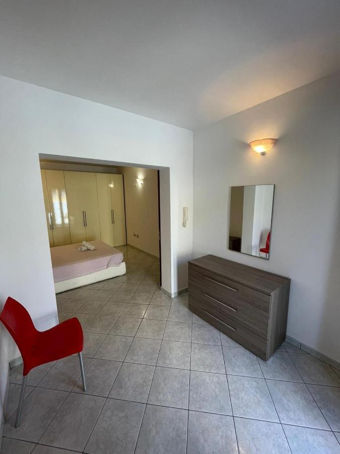 Casa Camere Pistis Assemini Bagian luar foto